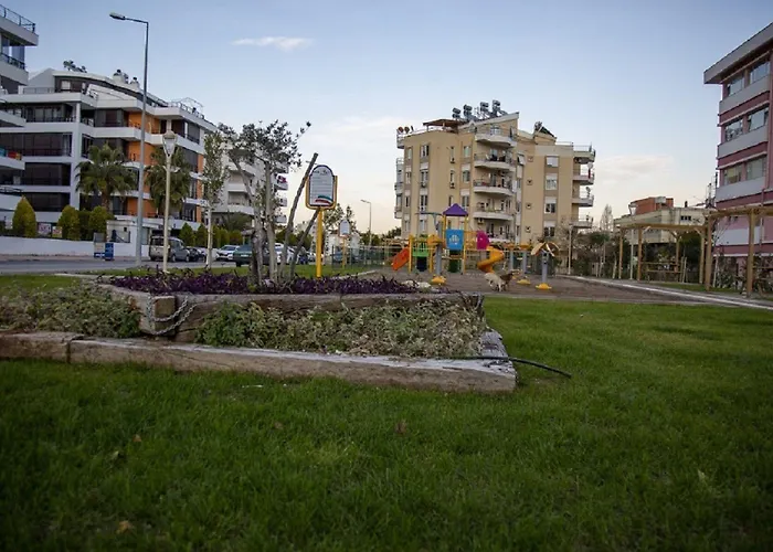 Golden World Hotel apartamentowy 4*