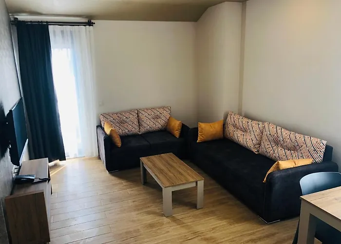 Hotel apartamentowy Golden World