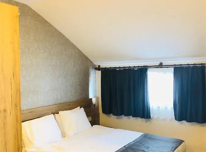 Hotel apartamentowy Golden World 4*