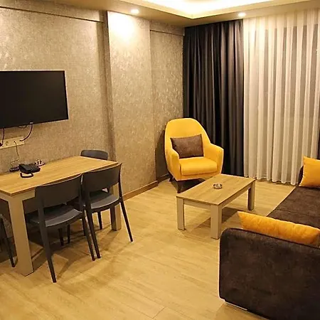 Lägenhetshotell Golden World Antalya