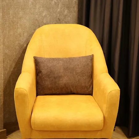 Aparthotel Golden World *