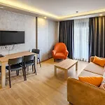 Hotel de apartamente Golden World