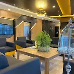 Golden World Hotel de apartamente 4*