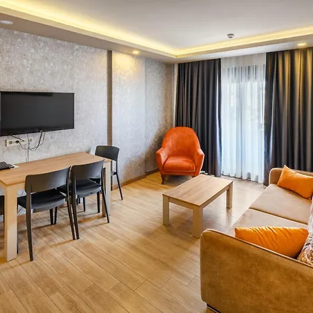 Aparthotel Golden World