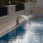Lejlighedshotel Golden World 4*