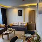 Апарт-отель Golden World 4*