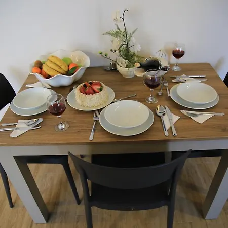 Lägenhetshotell Golden World