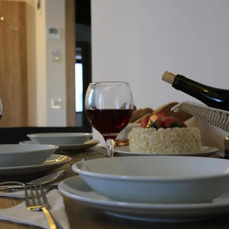 Lägenhetshotell Golden World